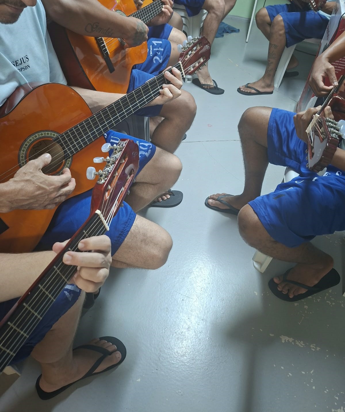  Projeto de música promove ressocialização de internos em São Domingos do Norte